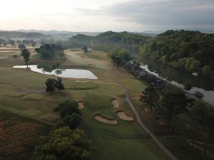 Holston Hills 6th Green Aerial